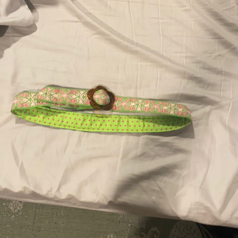Cute belt!! Lilly inspired with flower buckle